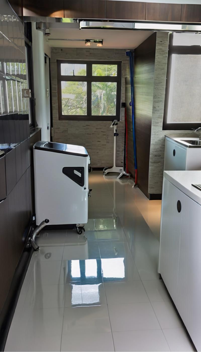 82 Commonwealth Close HDB Apartment For Sale, $362,000, 2 Bed 2 Bath 645 sqft $561.00 psf