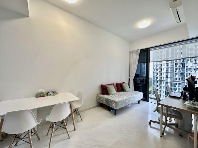 Nyon Condominium For Sale, $1,180,000, 1 Bed 1 Bath 484 sqft $2,438.00 psf