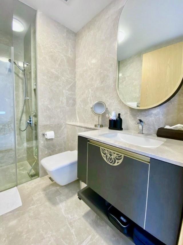 Nyon Condominium For Sale, $1,180,000, 1 Bed 1 Bath 484 sqft $2,438.00 psf