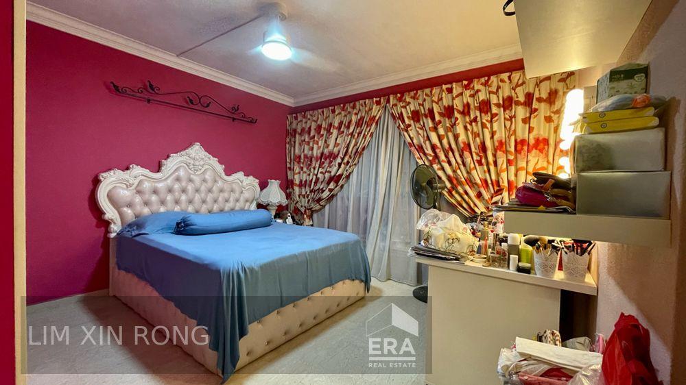 Well Maintained High Floor Em for Sale