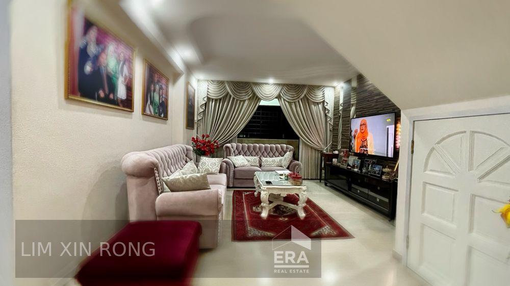 Well Maintained High Floor Em for Sale