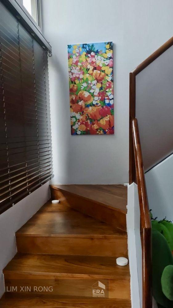 Freehold, Newly Renovated, Move in Condition Penthouse