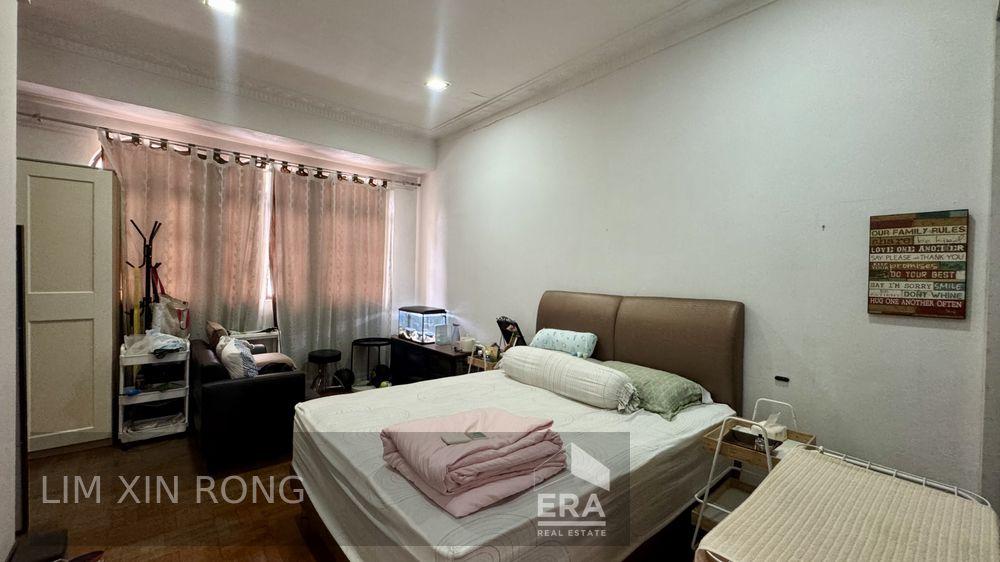 Prop-GPT: Semi-Detached: D19  Ah Soo Garden