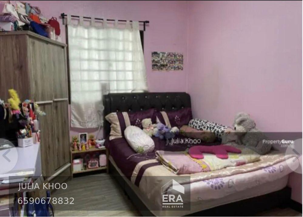 Blk 43 Teban Gardens Rd for Sale