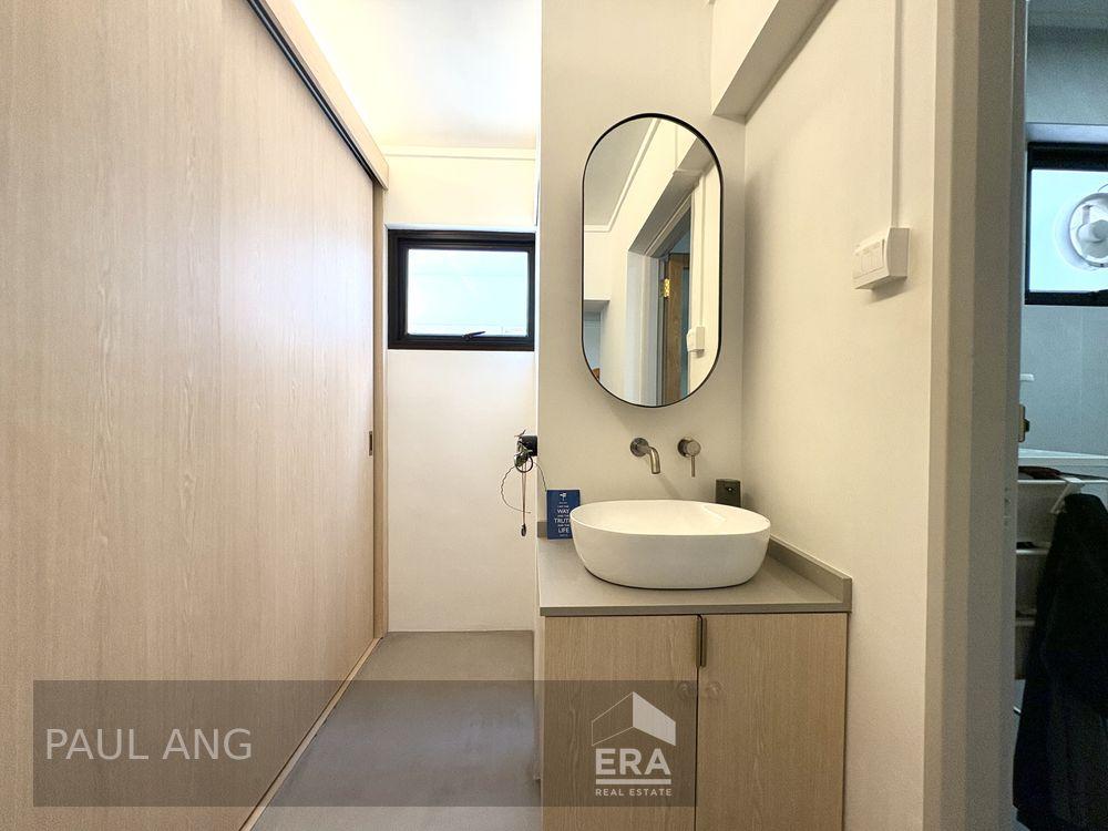 Prop-GPT: HDB - 3 room: D12  109 Mcnair Road