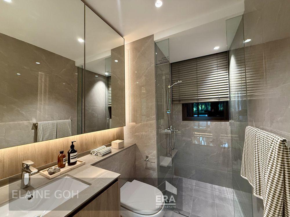 Prop-GPT: Condominium: D21 Ulu Pandan Pinetree Hill
