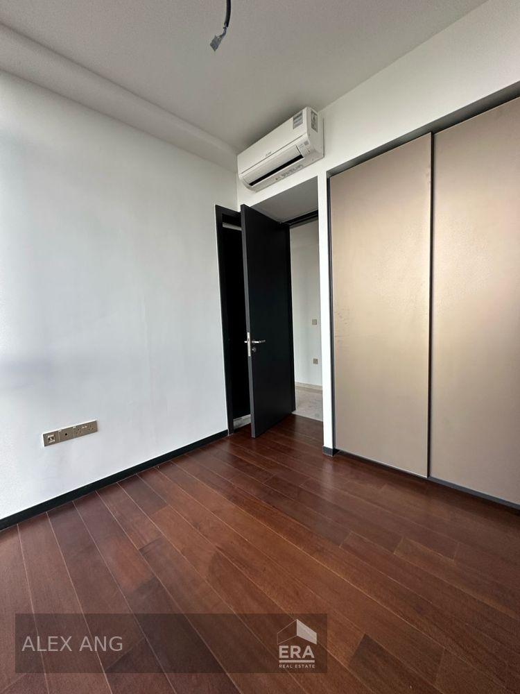 Rare 2 Plus Study Unit Now Available Either Vacant or Tenanted