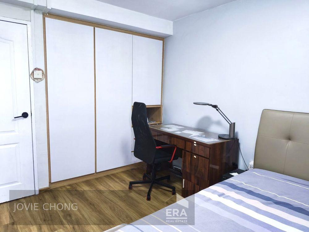 4-room Improved Flat in Bedok South - High Floor With Unblocked View