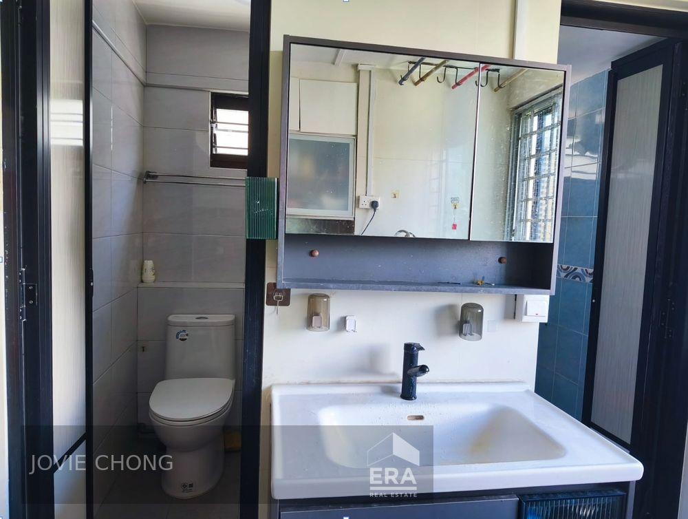 4-room Improved Flat in Bedok South - High Floor With Unblocked View
