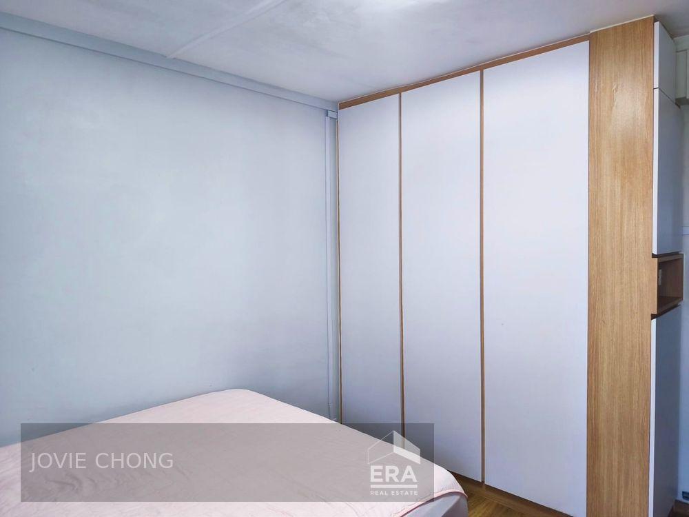 4-room Improved Flat in Bedok South - High Floor With Unblocked View