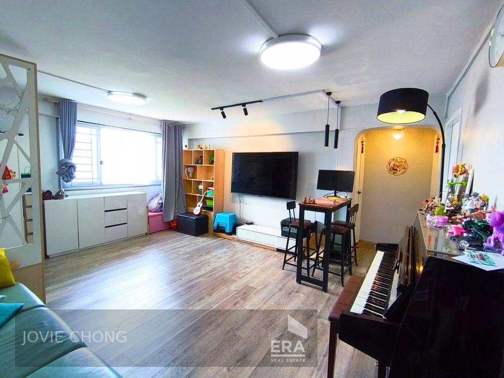 4-room Improved Flat in Bedok South - High Floor With Unblocked View