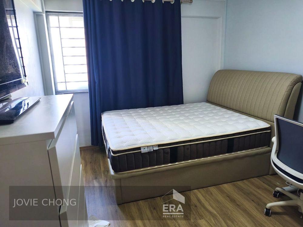 4-room Improved Flat in Bedok South - High Floor With Unblocked View
