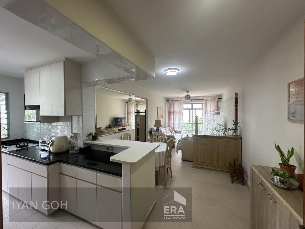 443c Fajar Road: D23 Dairy Farm HDB - 3 room | Prop-GPT