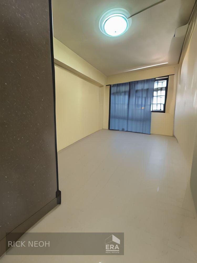 Cheap Cheap Cheap 4a Unit Near Tiong Bahru Mrt for Sale