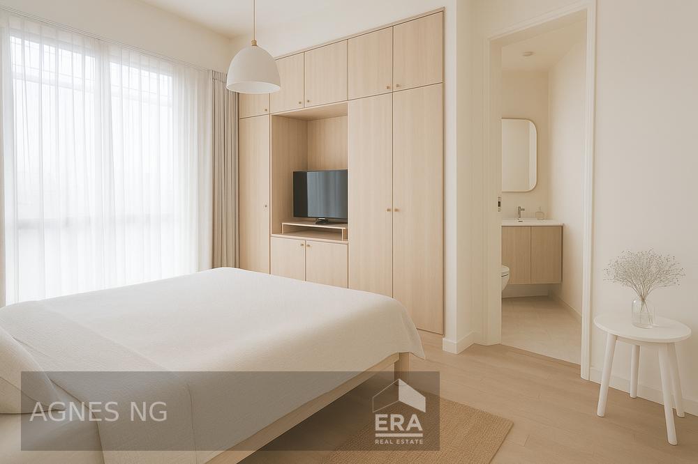 For High Floor Pool View Lovers! Very Well Maintained & High Ceiling!