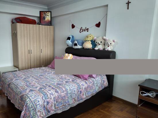 503 Jelapang Road HDB Apartment For Sale, $910,000, 4 Bed 2 Bath 1,561 sqft $583.00 psf