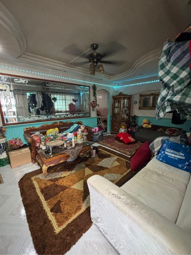 4S Yishun Ave 11 Blk 425 #11 HDB Apartment For Sale, $470,0002 Bath 9,730 sqft $48.00 psf