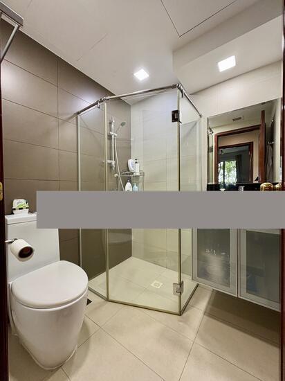 Yishun Emerald Condominium For Sale, $1,620,000, 4 Bed 3 Bath 1,399 sqft $1,158.00 psf