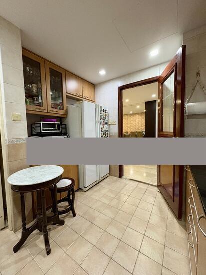 Yishun Emerald Condominium For Sale, $1,620,000, 4 Bed 3 Bath 1,399 sqft $1,158.00 psf