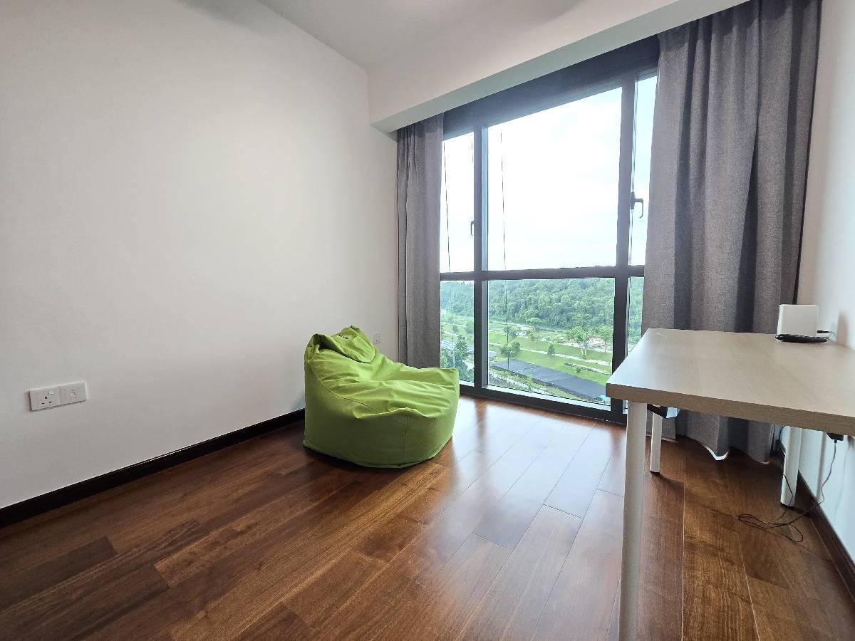 Normanton Park Condominium For Sale, $1,380,000, 2 Bed 1 Bath 657 sqft $2,100.00 psf