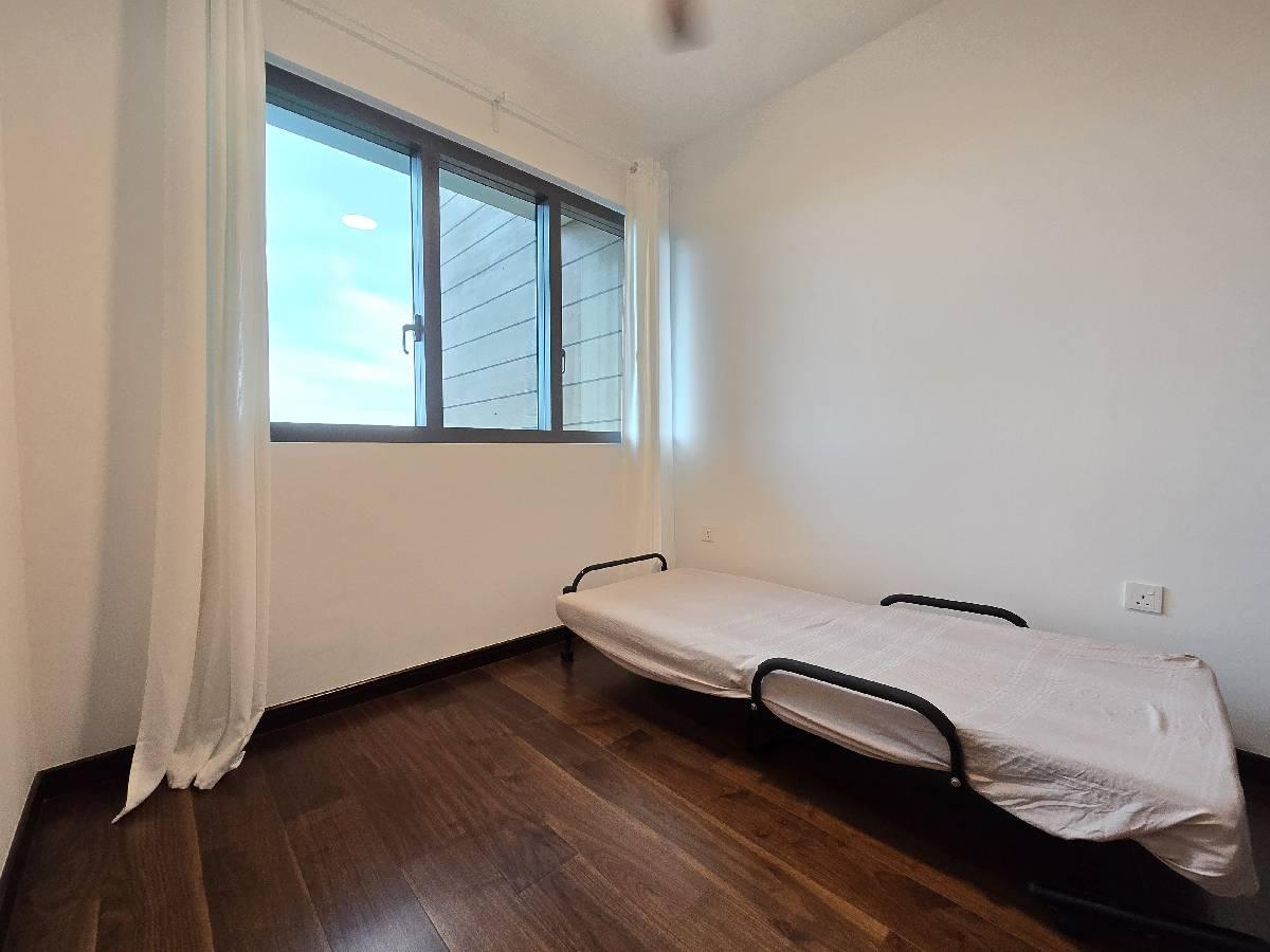 Normanton Park Condominium For Sale, $1,380,000, 2 Bed 1 Bath 657 sqft $2,100.00 psf