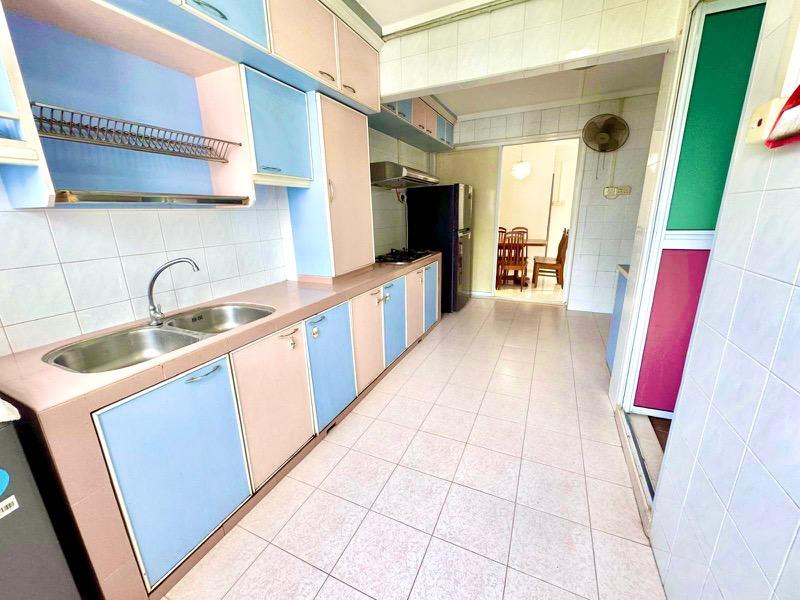 288A Jurong East Street 21 HDB Apartment For Sale, $730,000, 3 Bed 2 Bath 1,119 sqft $652.00 psf