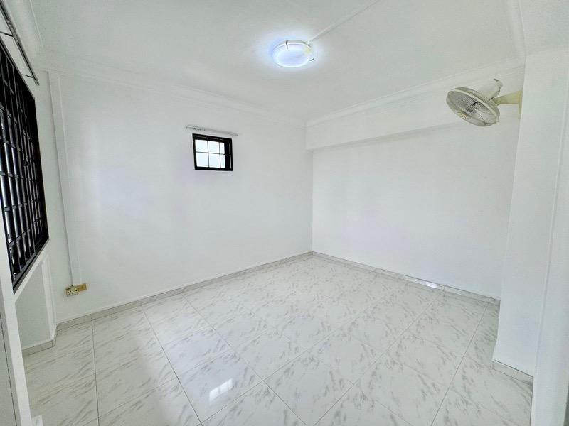 288A Jurong East Street 21 HDB Apartment For Sale, $730,000, 3 Bed 2 Bath 1,119 sqft $652.00 psf