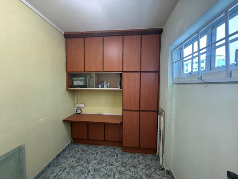 606 Yishun Street 61 HDB Apartment For Sale, $880,000, 4 Bed 2 Bath 1,528 sqft $576.00 psf