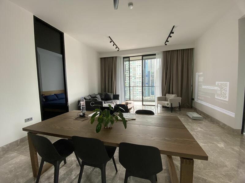 Prop-GPT: Apartment: D09  Martin Modern