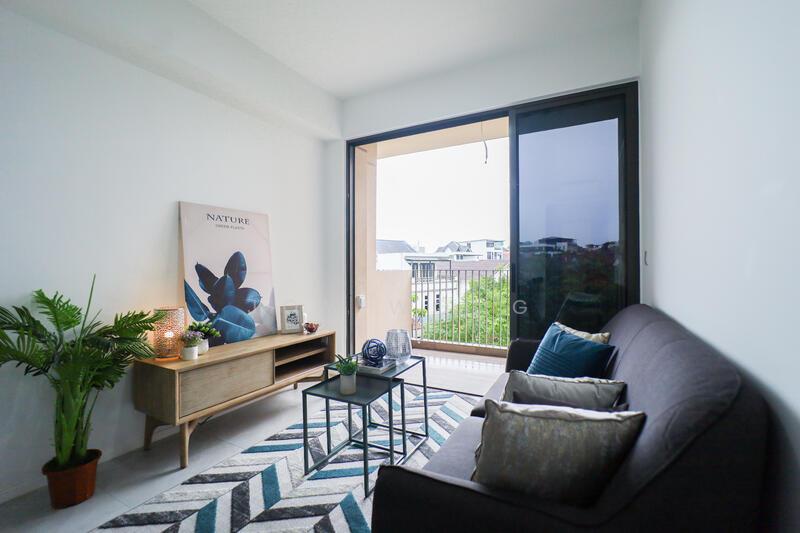 Prop-GPT: Condominium: D27 Yishun The Watergardens at Canberra
