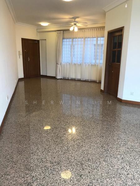 Prop-GPT: Condominium: D16 Bayshore The Bayshore