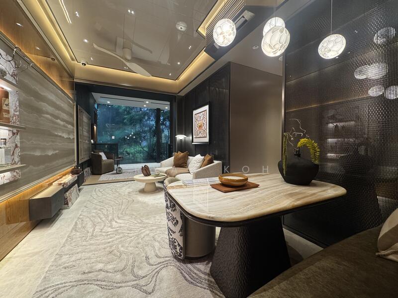Prop-GPT: Condominium: D10 Orchard Boulevard UPPERHOUSE at Orchard Boulevard