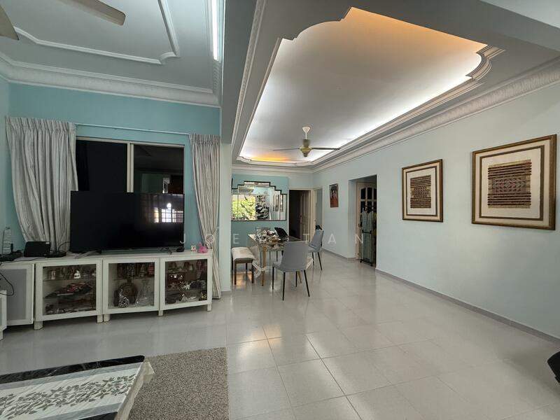 Prop-GPT: Semi-Detached: D27 Sembawang Jalan Lengkok Sembawang