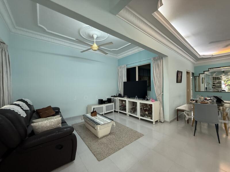 Jalan Lengkok Sembawang