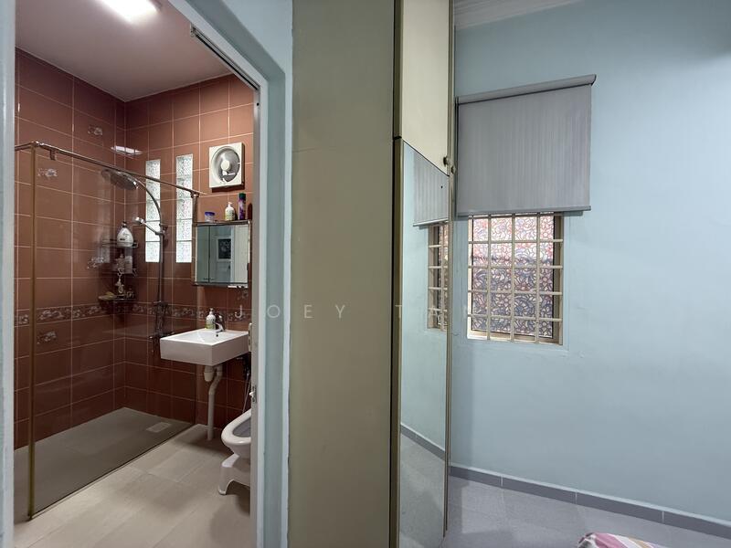 Jalan Lengkok Sembawang