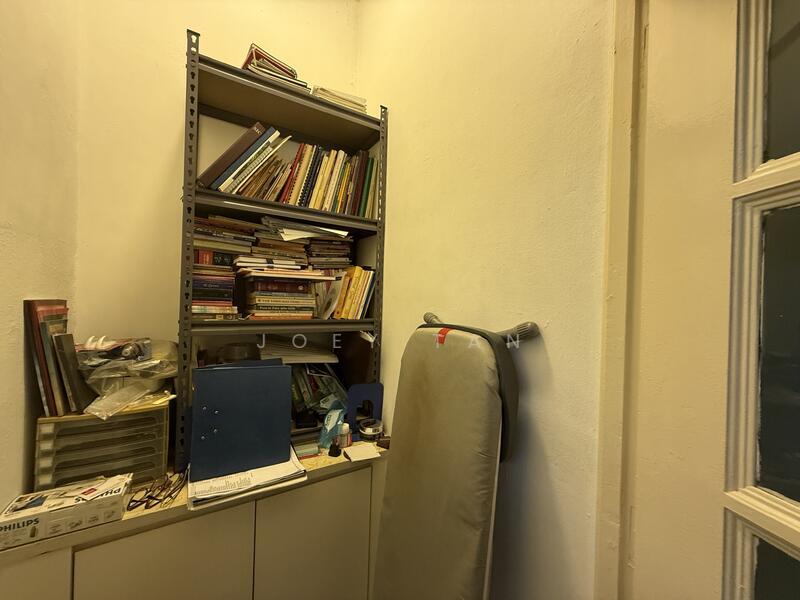 Jalan Lengkok Sembawang