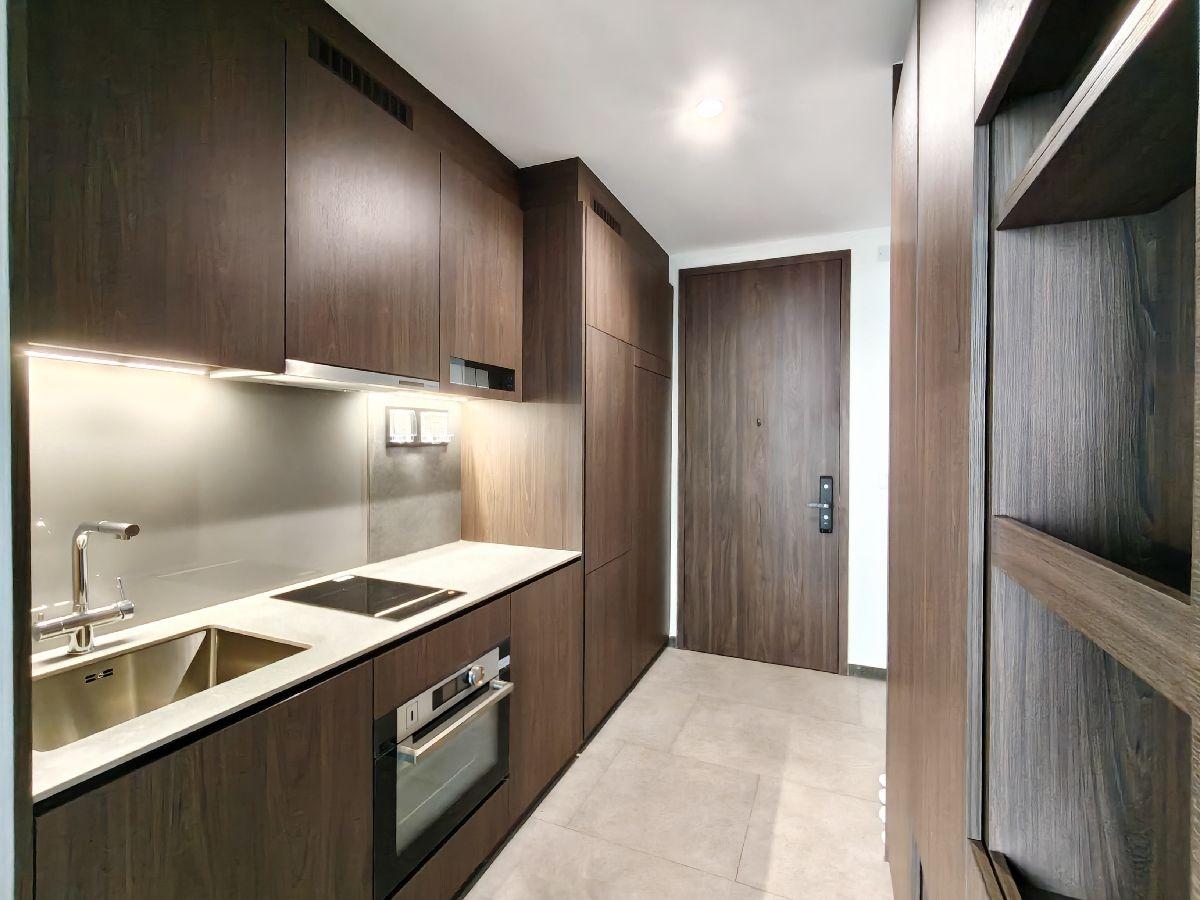 Midtown Modern Condominium For Sale, $1,450,000, 1 Bed 1 Bath 474 sqft $3,059.00 psf