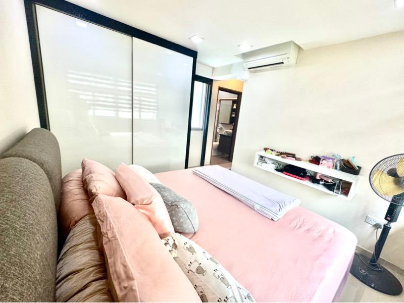 Prop-GPT: HDB Apartment: D27 Yishun 428A Yishun Avenue 11