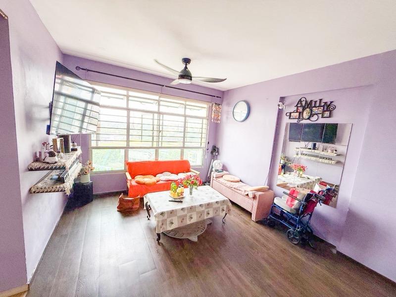 Prop-GPT: HDB Apartment: D22 Jurong 55 Teban Gardens Road