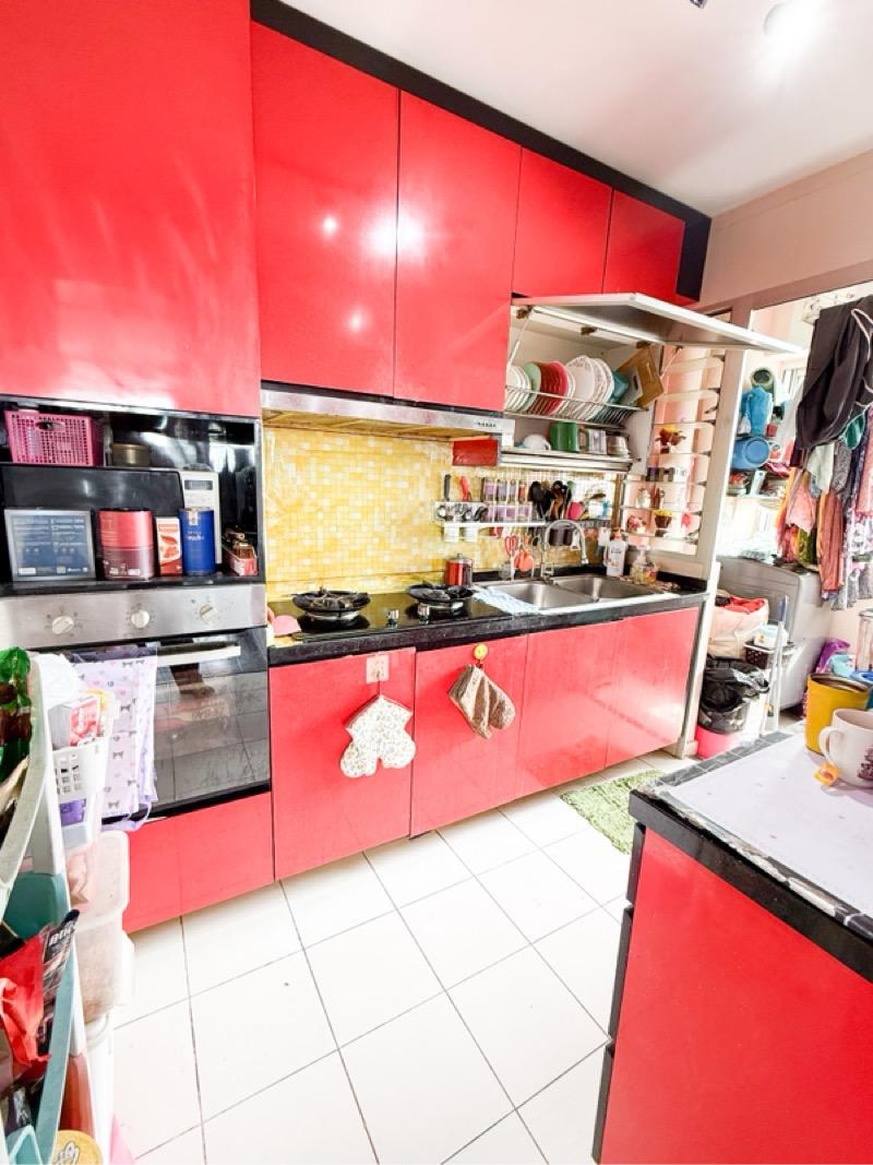 55 Teban Gardens Road HDB Apartment For Sale, $500,000, 2 Bed 2 Bath 721 sqft $693.00 psf