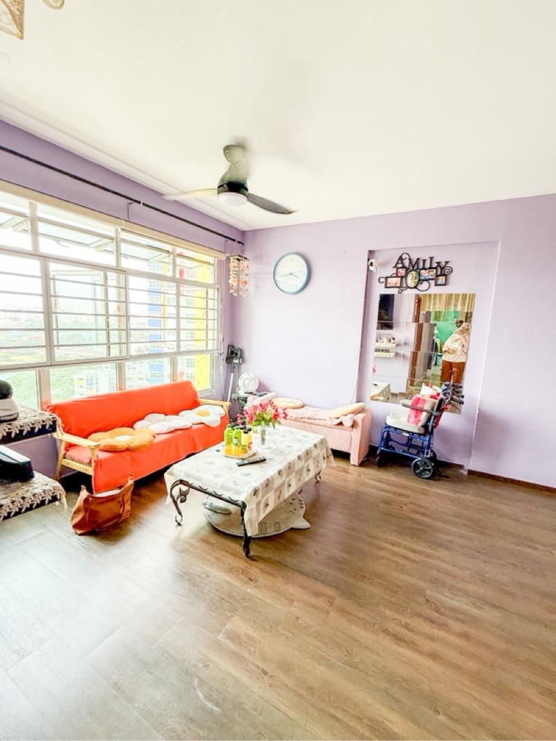 55 Teban Gardens Road HDB Apartment For Sale, $500,000, 2 Bed 2 Bath 721 sqft $693.00 psf