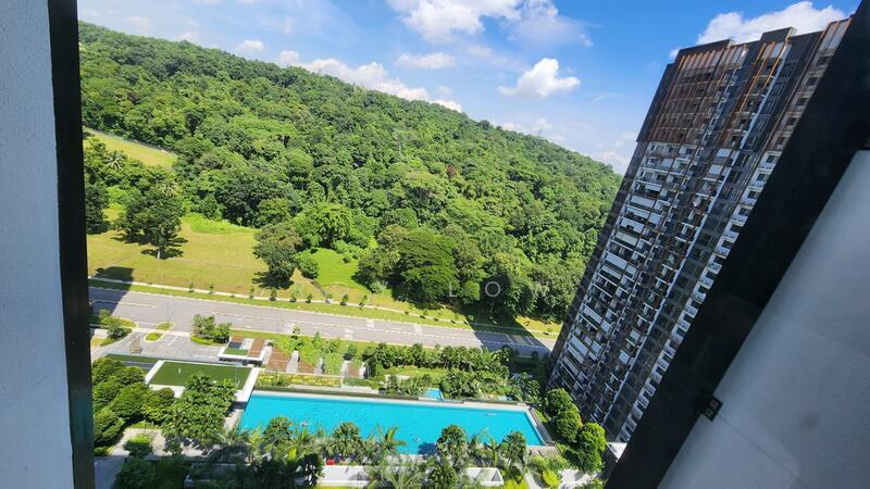 Prop-GPT: Condominium: D23  Undervalued D23 5min Hillview MRT $17xx psf 2bed + 1Study + 2bath Condo (Hillv2 Mall)