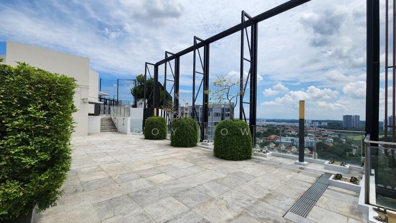 Undervalued D23 5min Hillview MRT $17xx psf 2bed + 1Study + 2bath Condo (Hillv2 Mall)