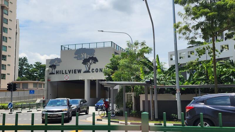 Undervalued D23 5min Hillview MRT $17xx psf 2bed + 1Study + 2bath Condo (Hillv2 Mall)