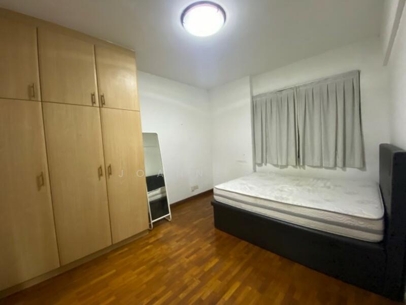 Prop-GPT: Condominium: D23 Choa Chu Kang Palm Gardens