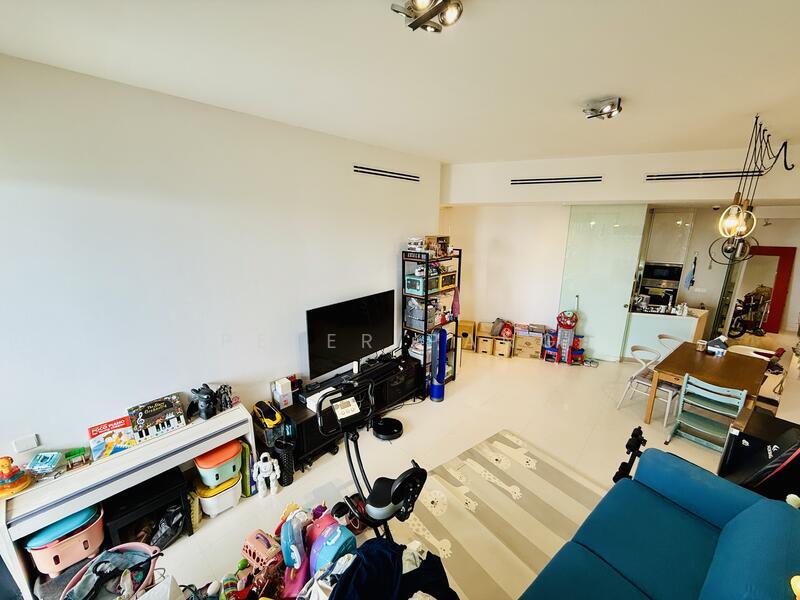 Prop-GPT: Condominium: D10  d'Leedon (Former Farrer Court)