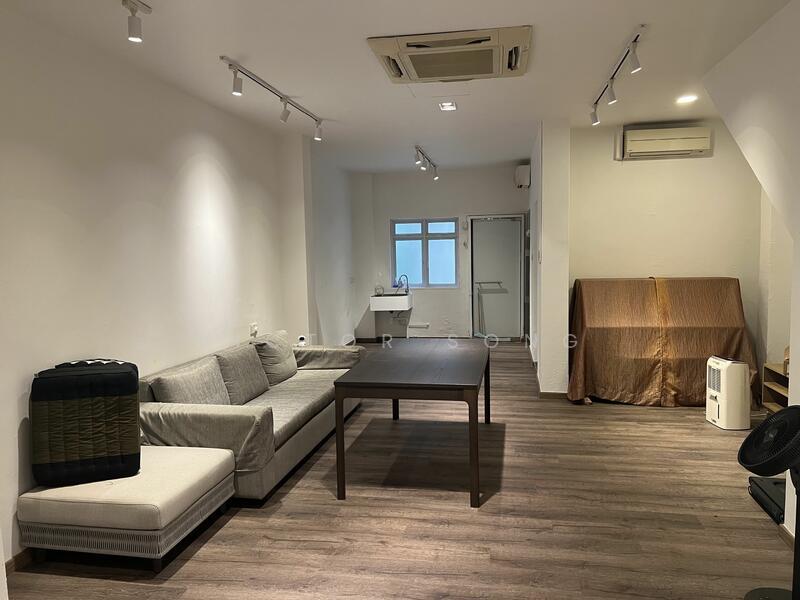 Freehold Landed in Tiong Bahru for Sale!