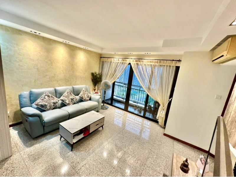 Prop-GPT: Condominium: D16  AQUARIUS BY THE PARK