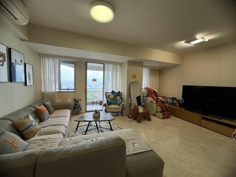 Prop-GPT: Condominium: D01 Cecil V on Shenton