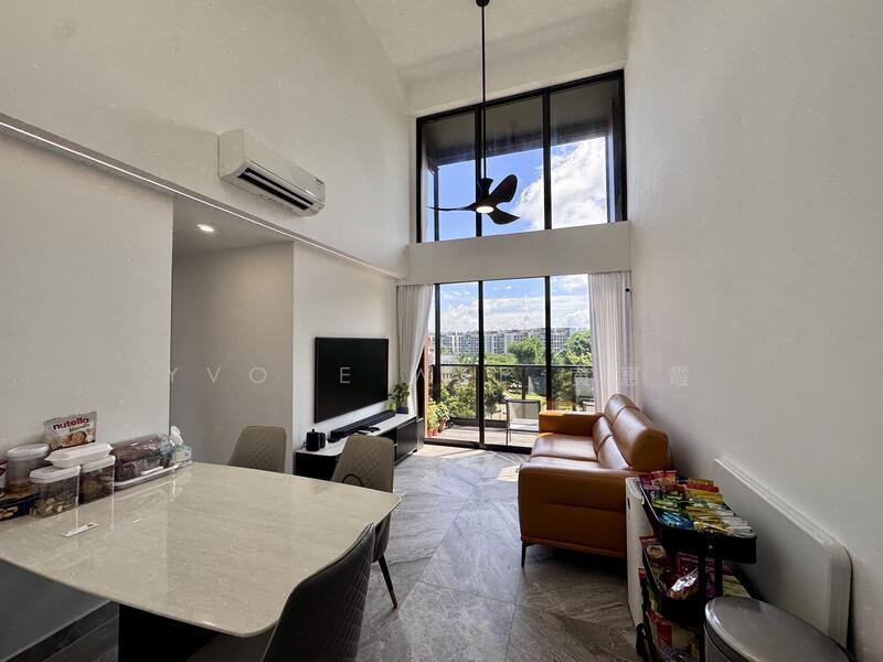 Prop-GPT: Condominium: D27 Yishun The Commodore